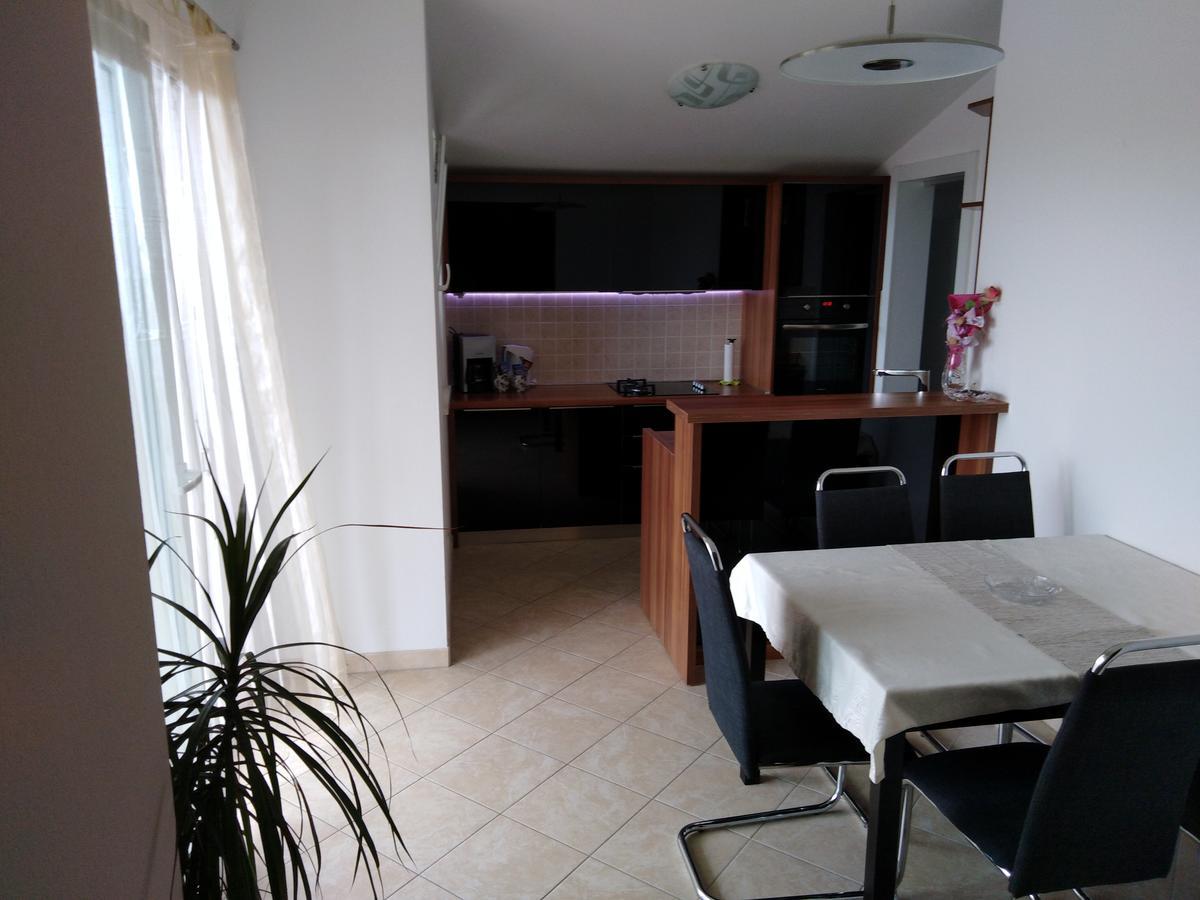Apartment Ivo Kastela Exterior photo